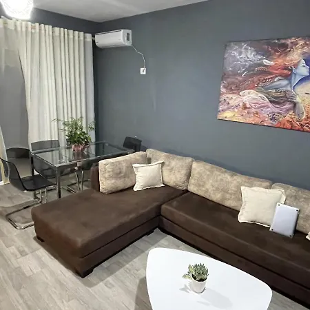 Center 公寓式酒店