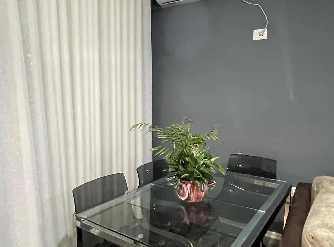 Aparthotel Center