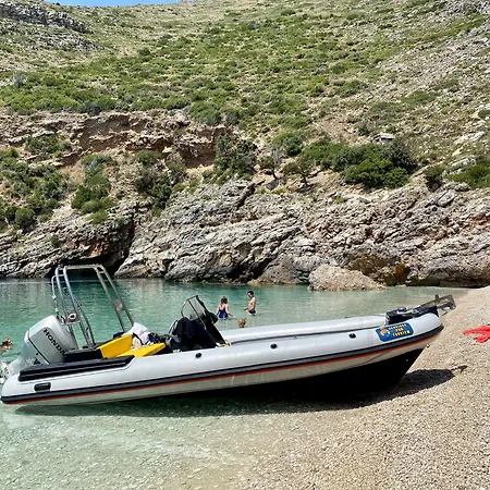 Center Aparthotel Vlorë